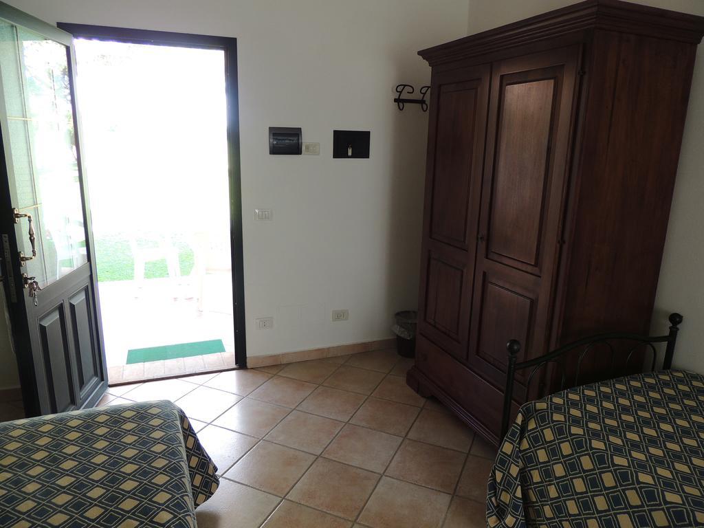 סטורניה Agriturismo Valle Martina חדר תמונה